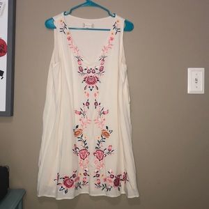 Altar’d state floral vneck dress